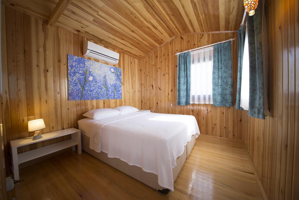Bal Badem Bungalow Датча Стая снимка
