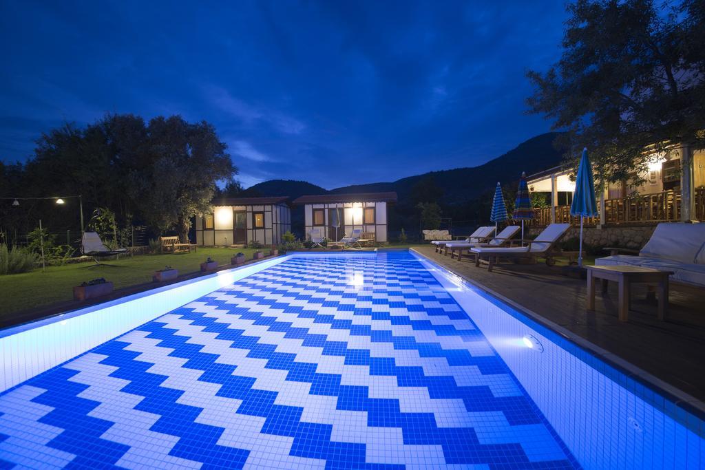 Bal Badem Bungalow Датча Екстериор снимка