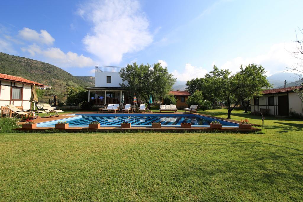 Bal Badem Bungalow Датча Екстериор снимка